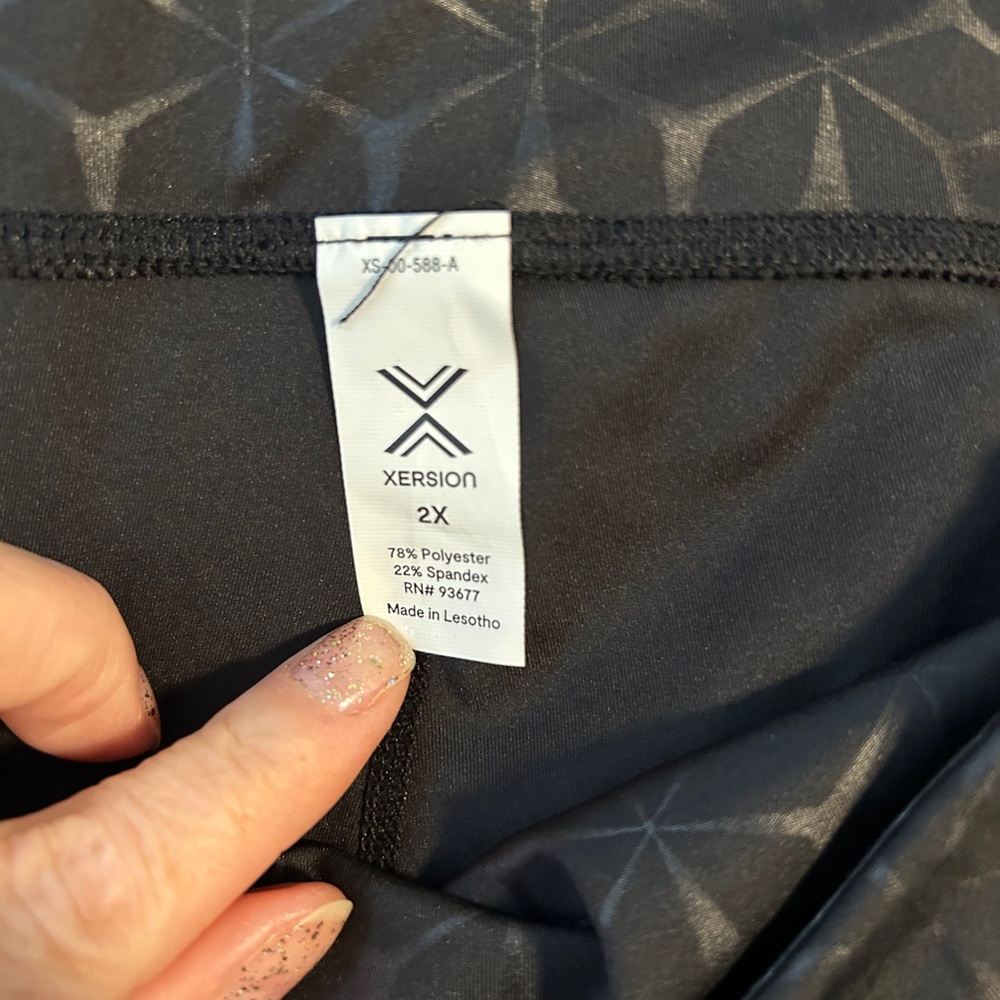 NWOT Xersion Workout Leggings - Picture 2 of 8